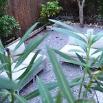 Con Jardín *